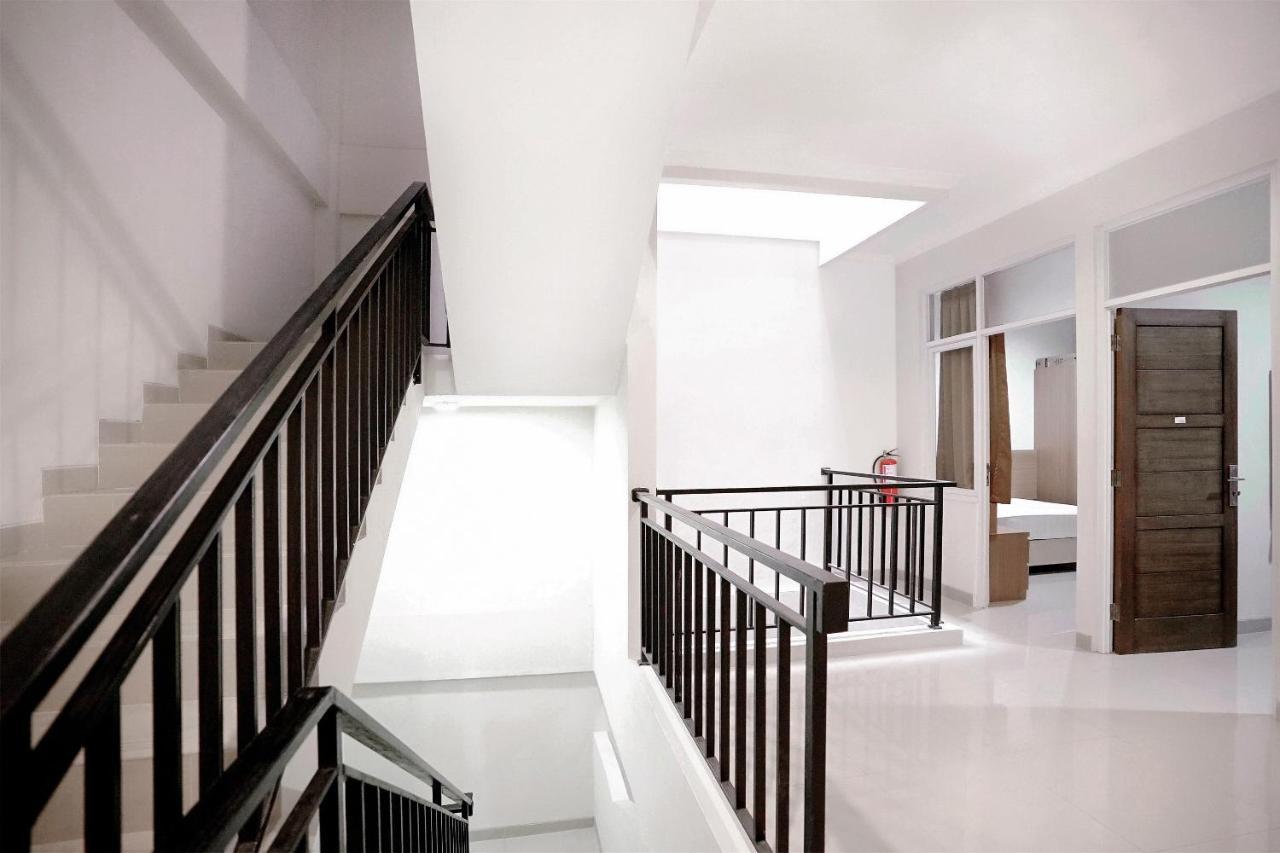 Oyo 415 The Kartini 8 Residence Jakarta Exteriér fotografie