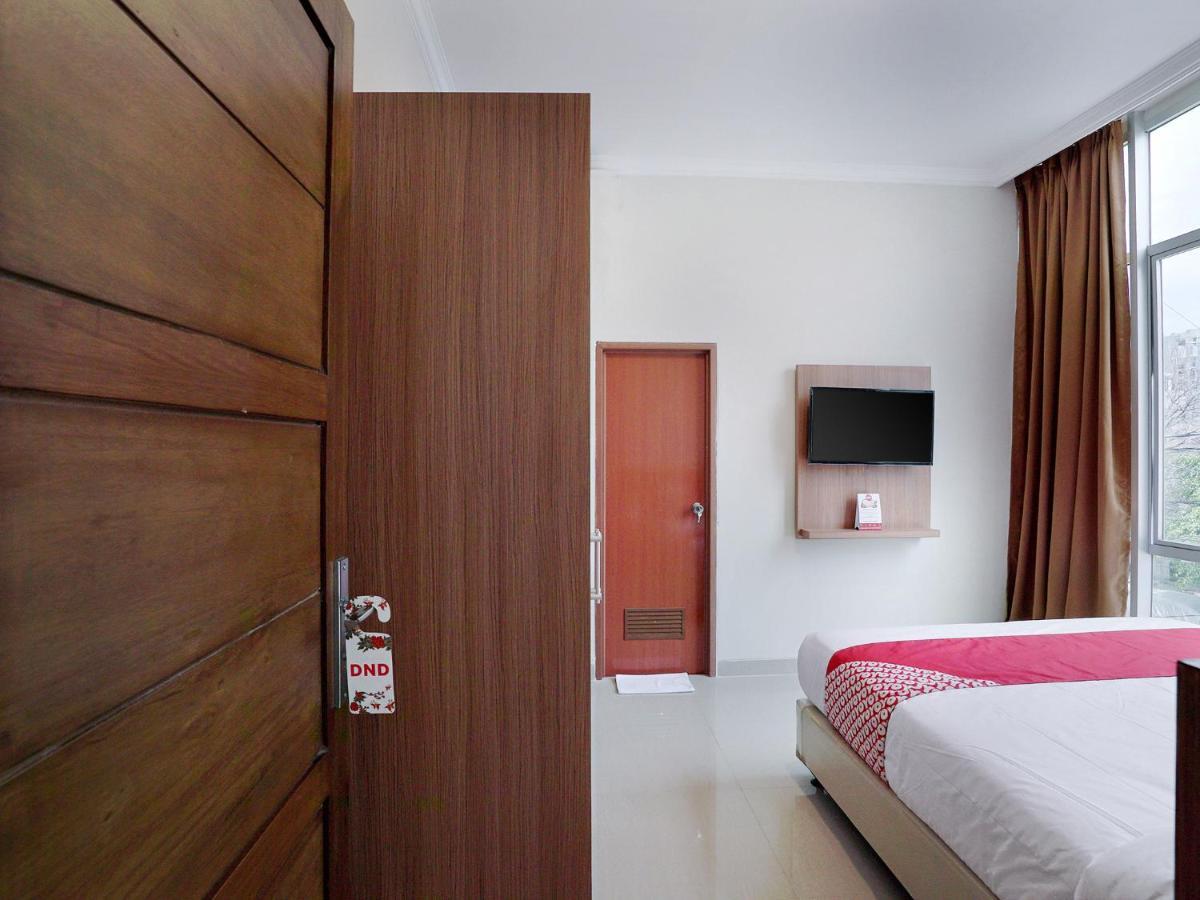 Oyo 415 The Kartini 8 Residence Jakarta Exteriér fotografie